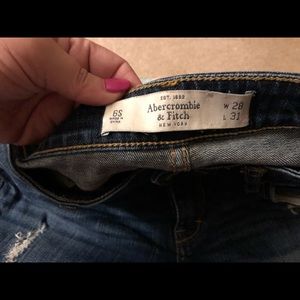 Abercrombie & Fitch tattered jeans!
